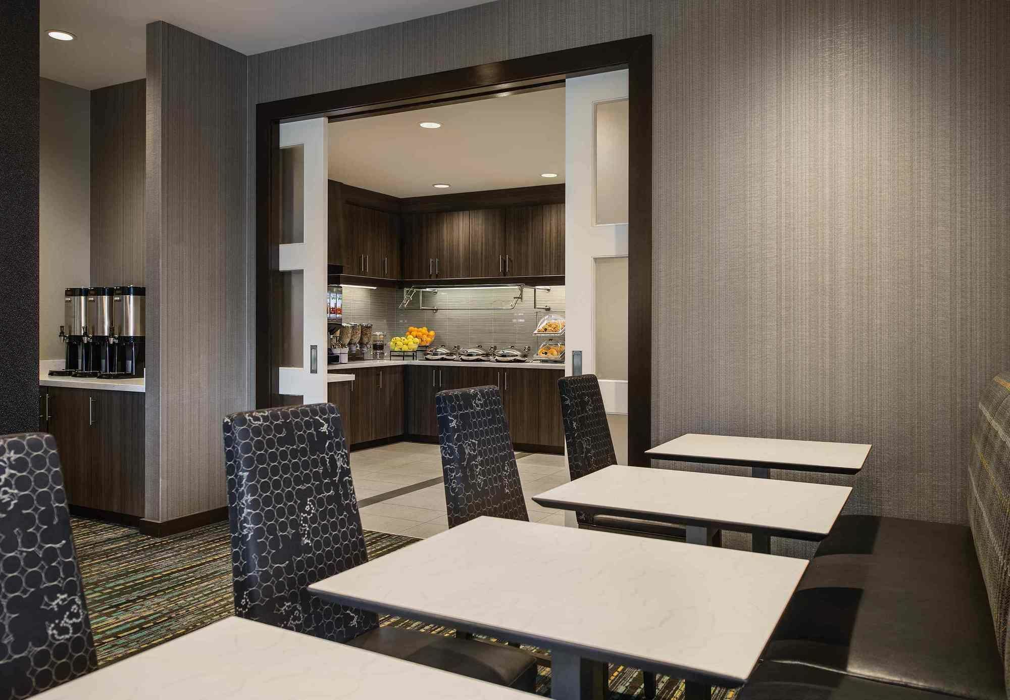 Residence Inn By Marriott Regina Exterior photo